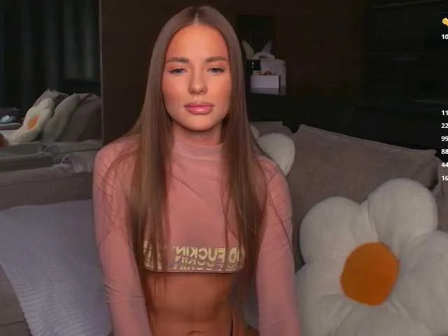 AlexisGrays Image 12