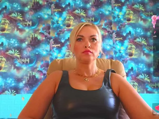 Mistress-Gwen Image 9