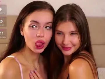 vivid_girls Image 12