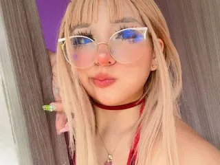 EmyGom3zz's Thumb Image