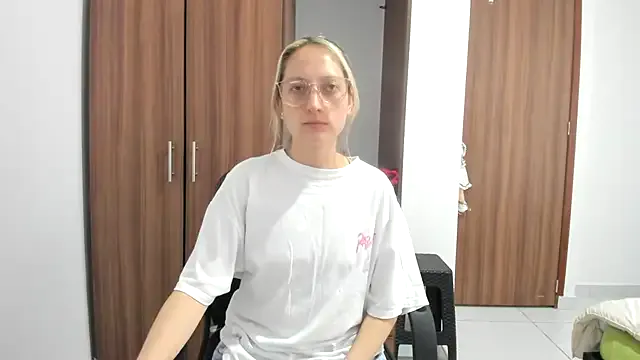 Adele_johnsonn1 Image 9