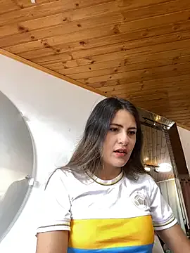 Andrea_19blonde Image 12