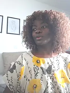 bustytemptress1 Image 10