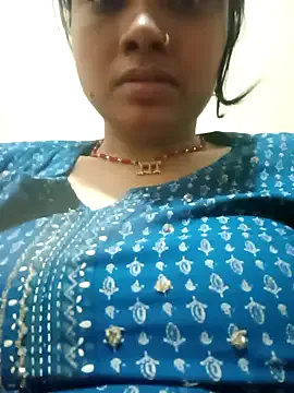 RAYI_Queen_2's Thumb Image