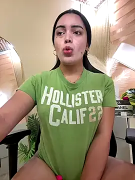 TS-SimplyTheBest Image 10